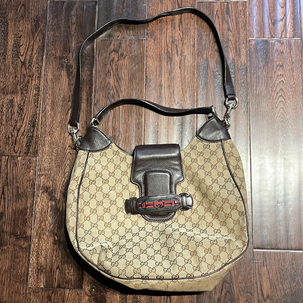 GUCCI satchel purse